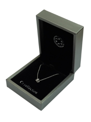 Picture of £7.99 NECKLACE DOUBLE RING (6) 52913