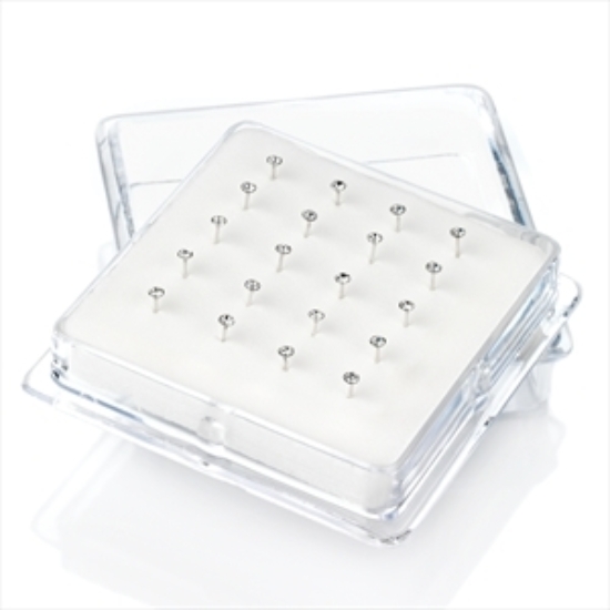 Picture of £0.49 NOSE STUDS SMALL CRYSTAL (20)