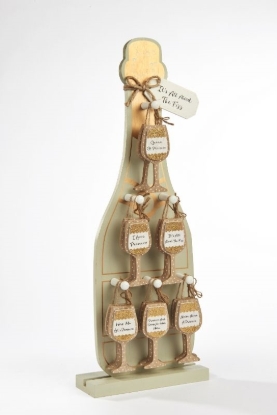 Picture of £2.99 PROSECCO WOOD HANGER(54) 8FZ101