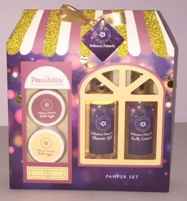 Picture of £4.99 HOUSE SHAPE GIFT SET (6) POSSHOUSE