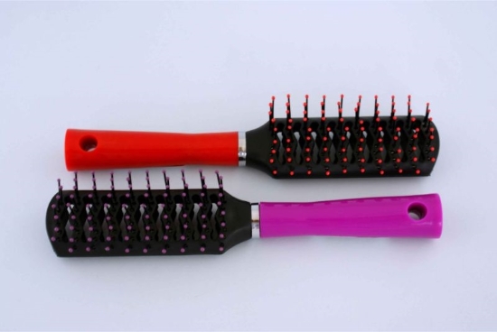 Picture of £1.00 HAIR BRUSH TUNNEL VENT (12)