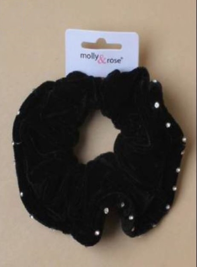 Picture of £1.49 BLACK VELVET SCRUNCH.DIAM (6) 4568