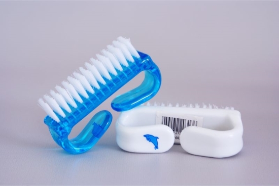 Picture of £0.89 NAIL BRUSH PLASTIC GRIP (12-24)