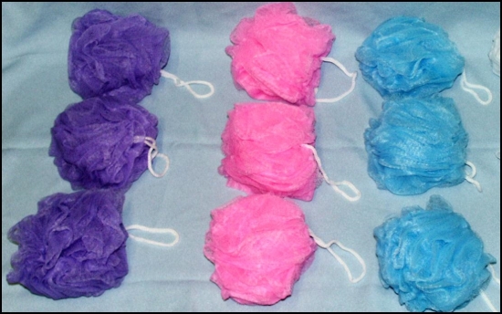 Picture of £0.79 SHOWER FLOWER SPONGES ASST (12)