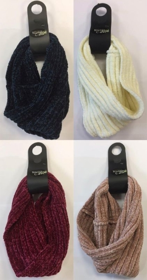 Picture of £6.99 SNOODS LADIES 4 ASST(12) SNOOD300