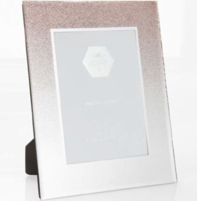 Picture of £6.99 ROSE GOLD 5x7 FRAMES (6) 43855