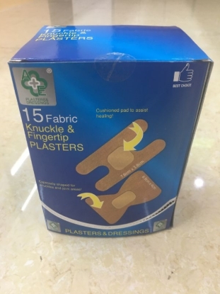 Picture of £1.49 FINGERTIP & KNUCKLE PLASTERS (12)